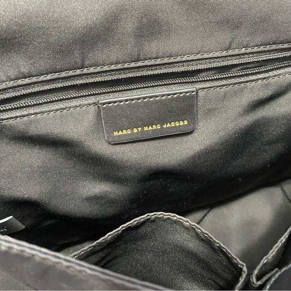 Marc by Marc Jacobs Preppy Legend Natasha Crossbody Bag Black - Picture 6 of 9